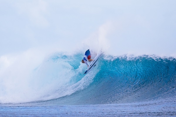 Líderes eliminados na volta do Outerknown Fiji Pro