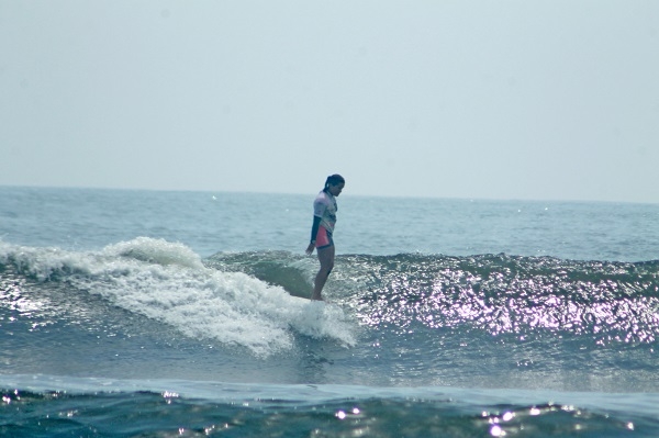 Huanchaco Repalsa Longboard Pro começa sexta-feira no Peru