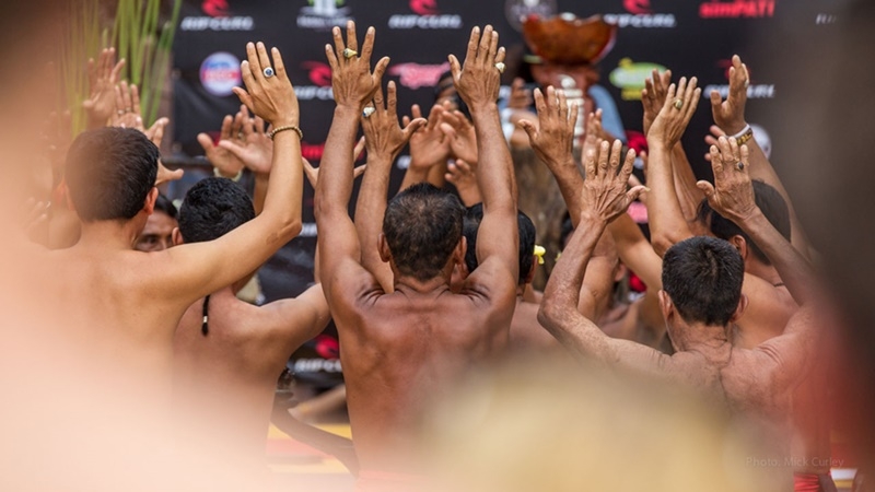 Rip Curl Cup em estado de alerta 