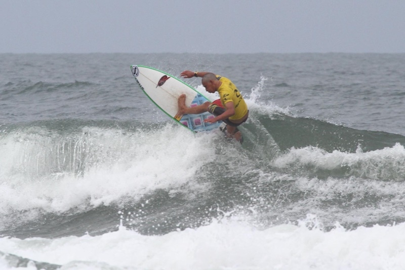 Campeão paulista júnior, Alax Soares chega forte no Rip Curl Guarujá Open 2017