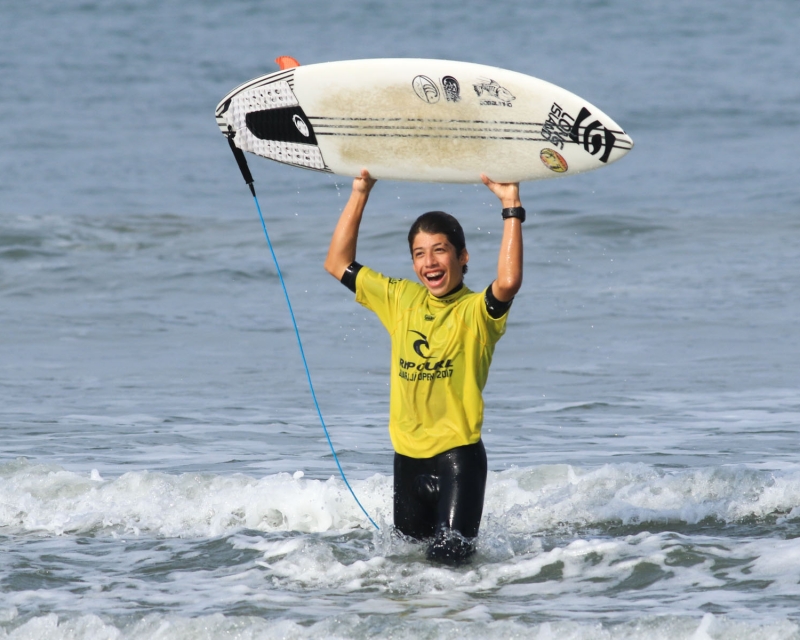 Final do Rip Curl Guarujá Open 2017 promete disputas acirradas