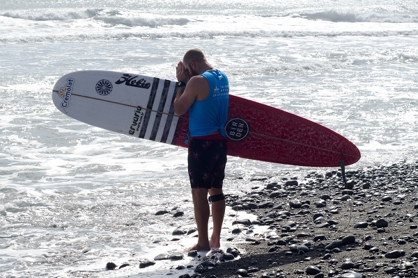 Phil Rajzman está nas semifinais do Longboard em Taiwan