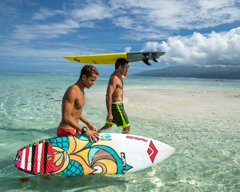 Douglas Silva em Teahupoo