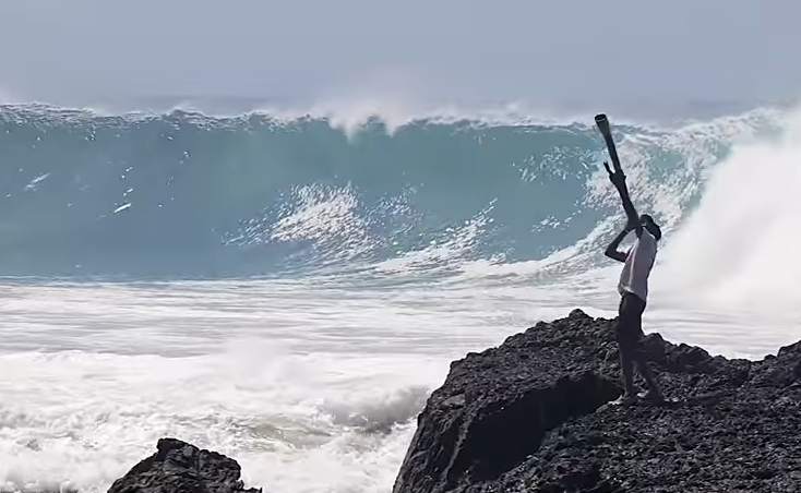 Epic Swell on the Gold Coast - Cyclone Gita 2018