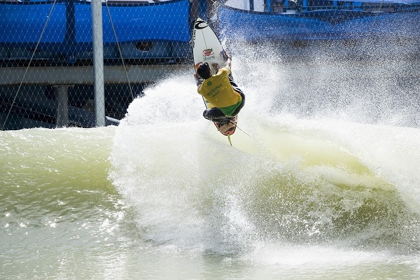 Brasil é vice-campeão na WSL Founders´ Cup