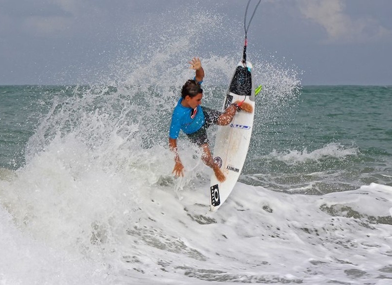 Surfista potiguar é vice-campeão em etapa do Campeonato Brasileiro