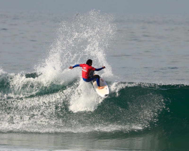 “Em casa”, Instituto Gabriel Medina comemora 3 atletas garantidos no Mundial Júnior
