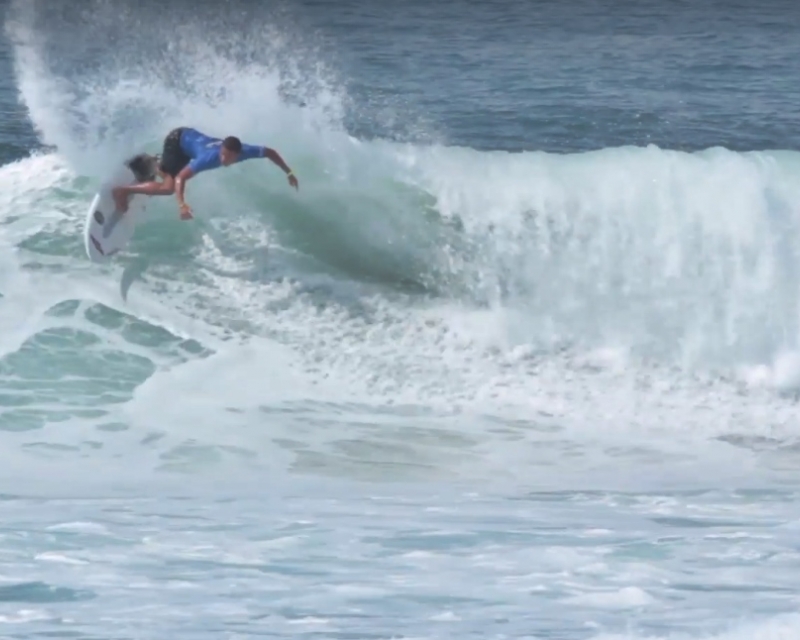 1º dia do São Sebastião Pro 2018 em Maresias