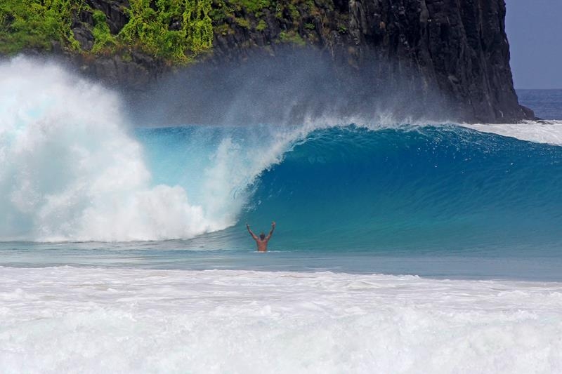 Mateus Sena busca evolução em Fernando de Noronha