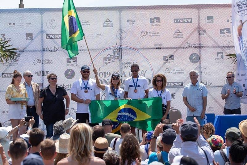 Chloé Calmon é bronze e Brasil é 4º por equipes na França