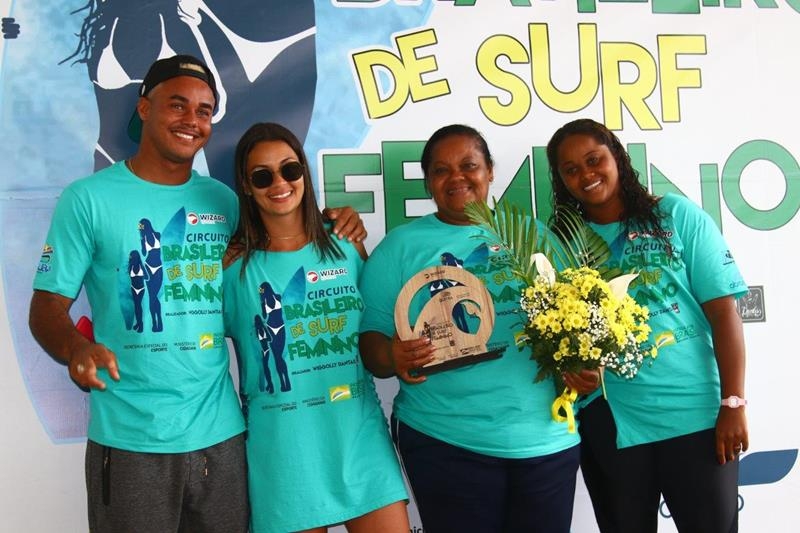 Tia Eliane é homenageada no Brasileiro em Ubatuba