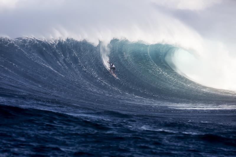 Havaianos dominam no Jaws Big Wave Championships