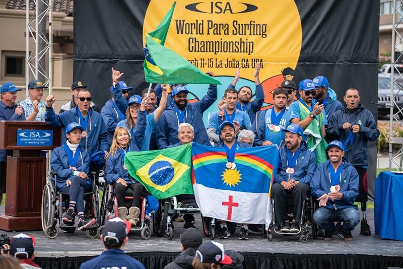 Brasil dá show no mundial de Surf Adaptado