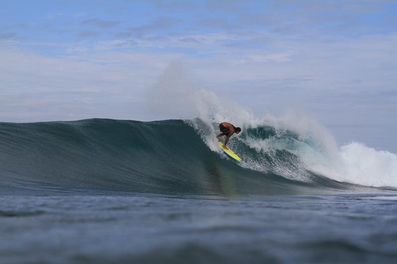 Surfistas da Praia Grande em quarentena no Equador