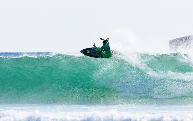 Silvana Lima se destaca na abertura do WSL Challenger Series 2023