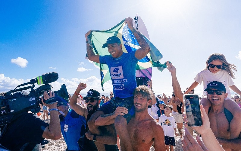 Samuel Pupo é o campeão do Boost Mobile Gold Coast Pro