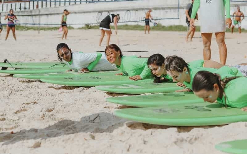 Águas de Gaia volta a Guarapari com vivências de surf para mulheres