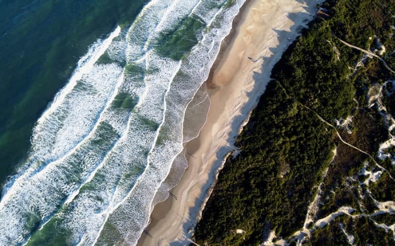 Instituto APRENDER Ecologia abre chamada para escolha de reservas de surf no Brasil