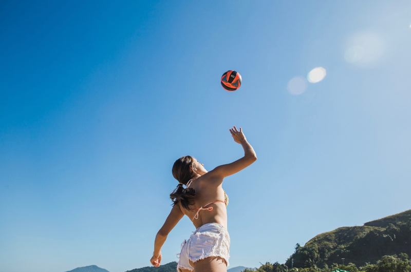 Atividades de Praia no Verão para Pessoas Esportivas