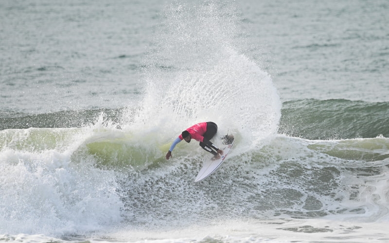 Notas altas e disputas acirradas marcam o 1º dia do Corona Cero Dream Tour São Chico - SC