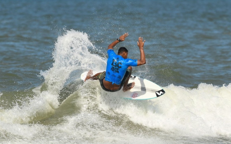 Nove títulos são definidos no penúltimo dia do CBSurf BC Surf Festival 2024