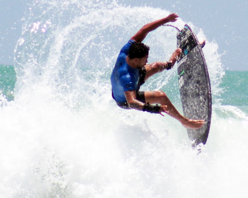 CBSurf Francês Surf Festival 2024 começa na praia do Francês