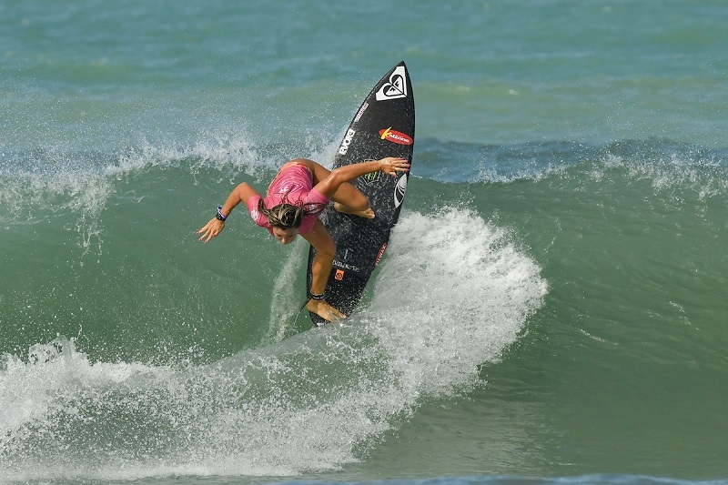 Mulheres estreiam na etapa de Natal do Circuito Banco do Brasil de Surfe e Kauã Hanson brilha entre os homens