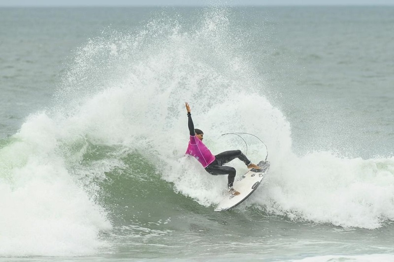 Três desafiantes ao título brasileiro ficam na repescagem do Corona Cero Dream Tour Floripa