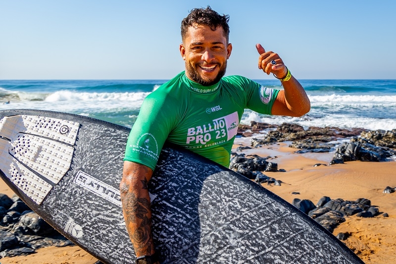 Atletas consagrados e novos talentos marcam presença no Circuito Banco do Brasil de Surfe no Espírito Santo