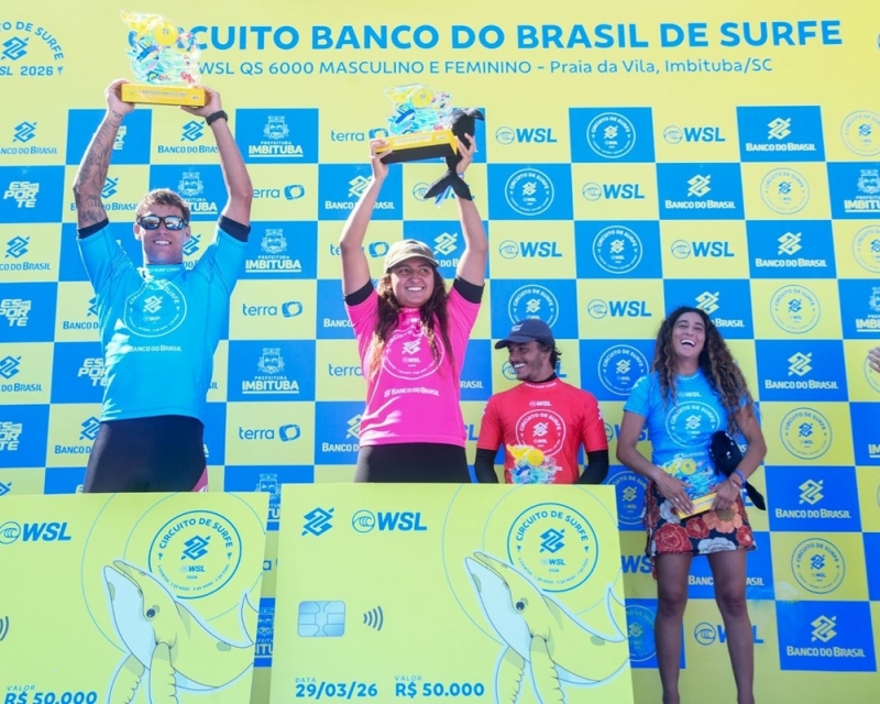 Sophia Medina e Luan Wood são campeões do Circuito Banco do Brasil de Surfe - Etapa Imbituba