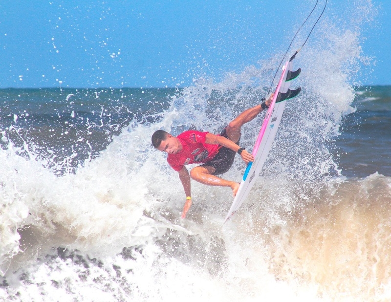 Ipojuca será a capital do surfe brasileiro em maio