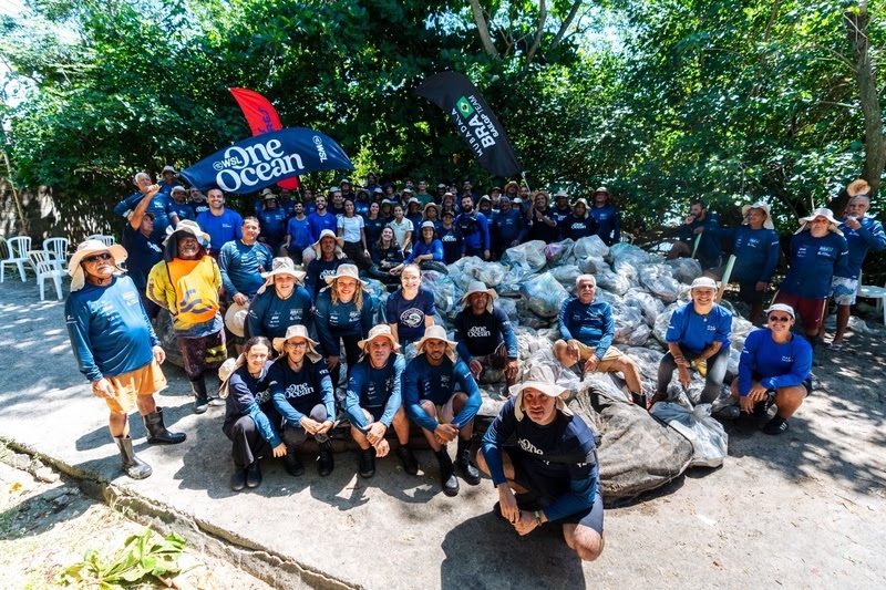 No mês do Oceano, WSL e Mubadala Brazil expandem parceria ambiental com experiências imersivas no VIVO Rio Pro
