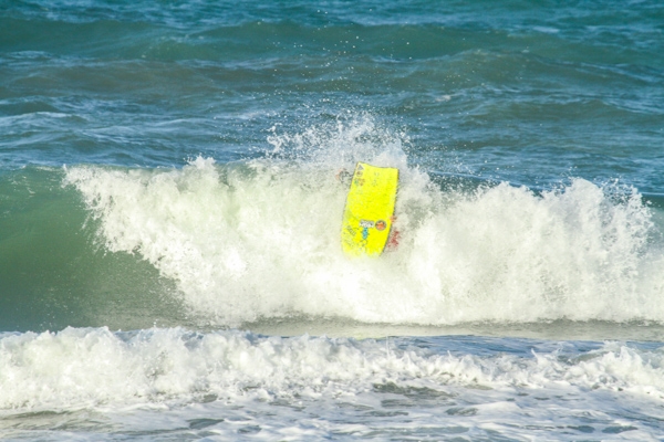 Circuito Aquiraz de Bodyboarding 2026-1ª Etapa: Erik Silvino e Clara Pontes vencem a Profissional; Levi Brito brilha com a maior nota e somatório do evento na Open Masculino